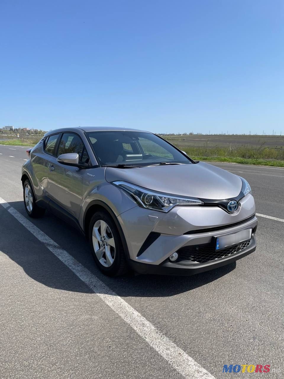 2018' Toyota C-HR photo #2
