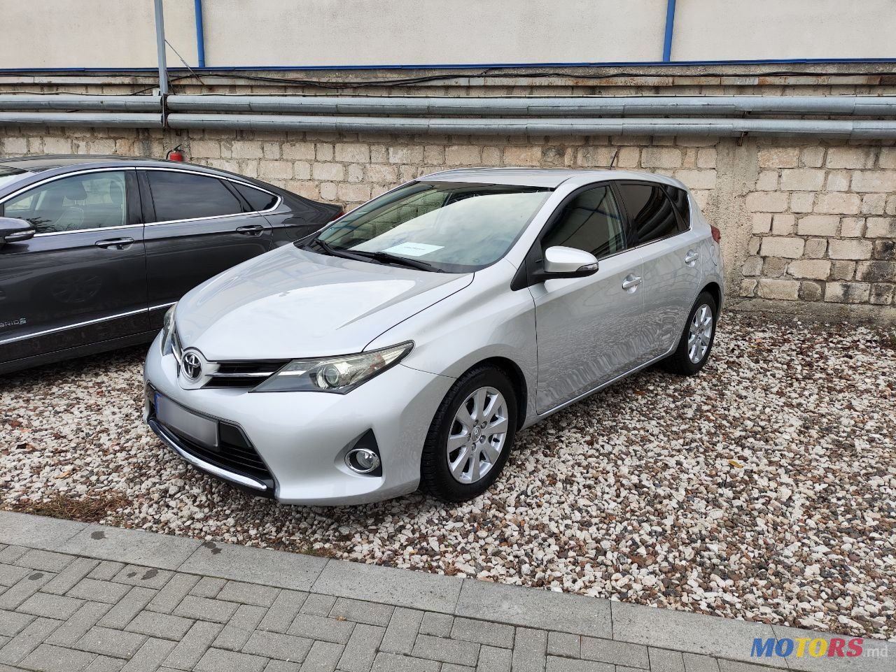 2014' Toyota Auris photo #2
