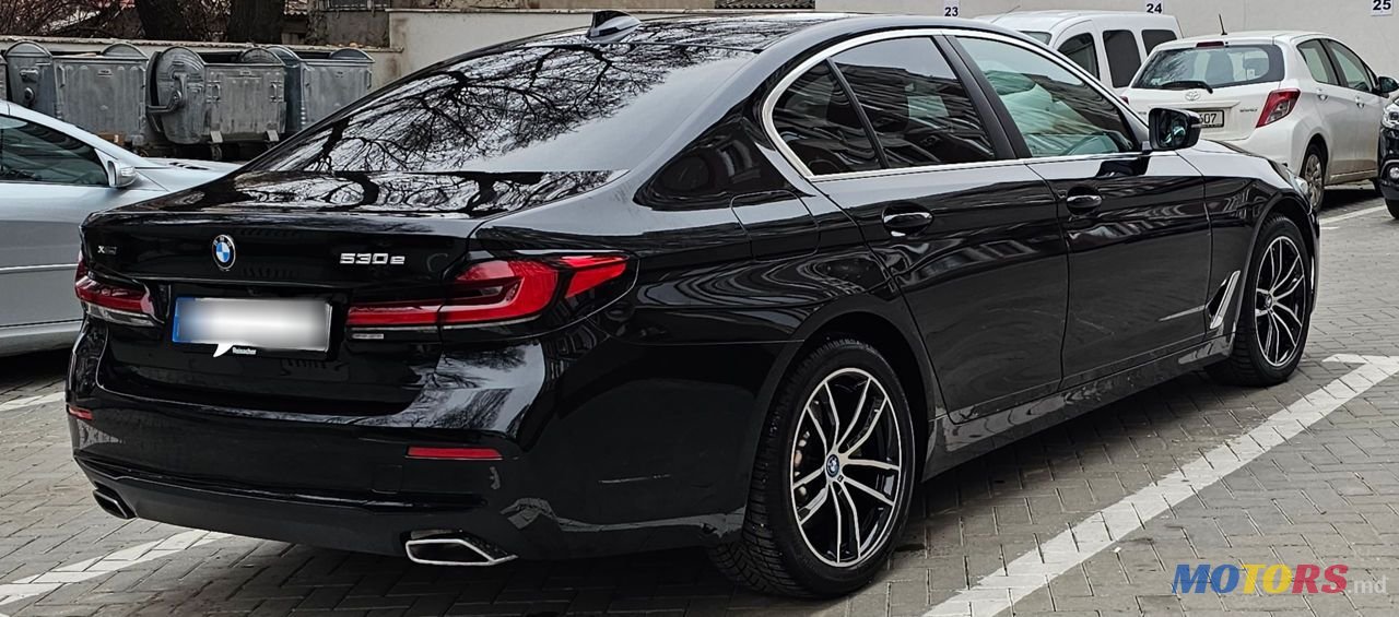 2020' BMW 5 Series photo #1