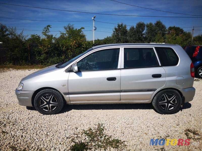 2002' Mitsubishi Space Star photo #5