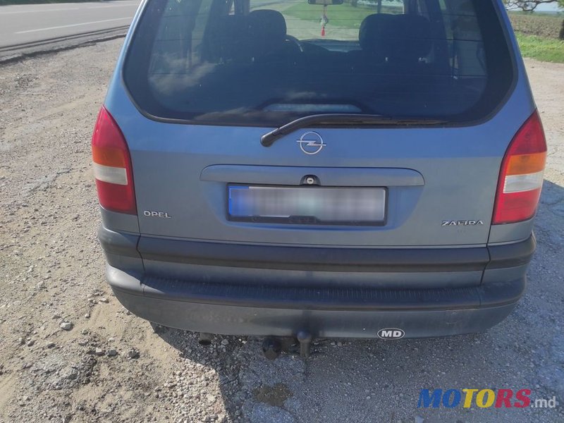 2000' Opel Zafira photo #3