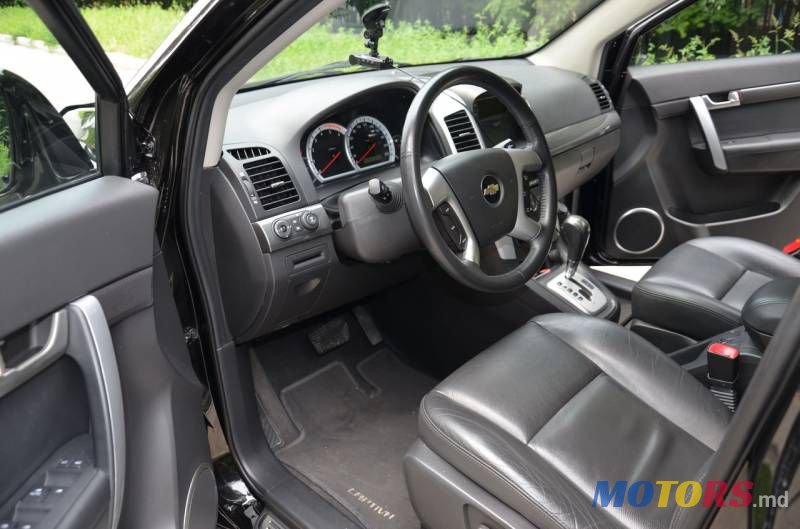 2008' Chevrolet Captiva photo #6