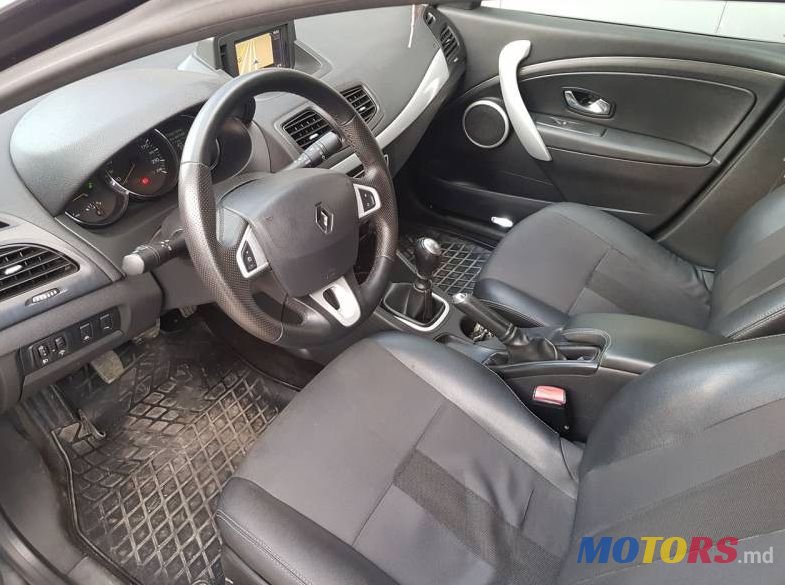 2010' Renault Fluence photo #1