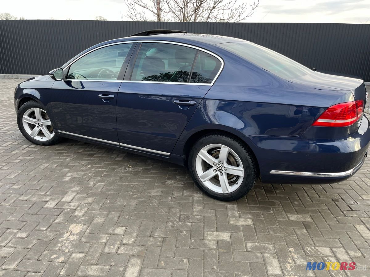 2014' Volkswagen Passat photo #3