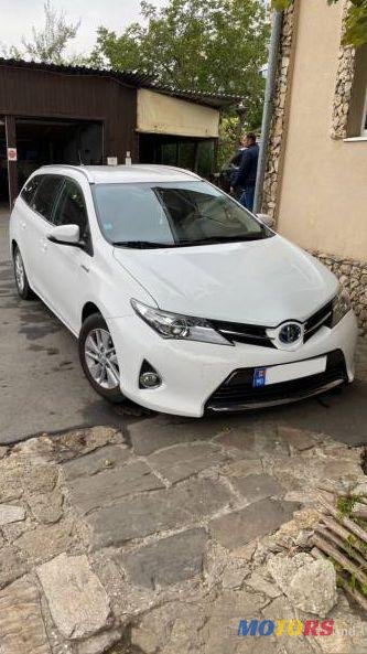 2015' Toyota Auris photo #1