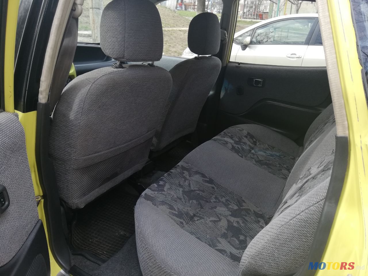 1998' Daihatsu Sirion photo #2