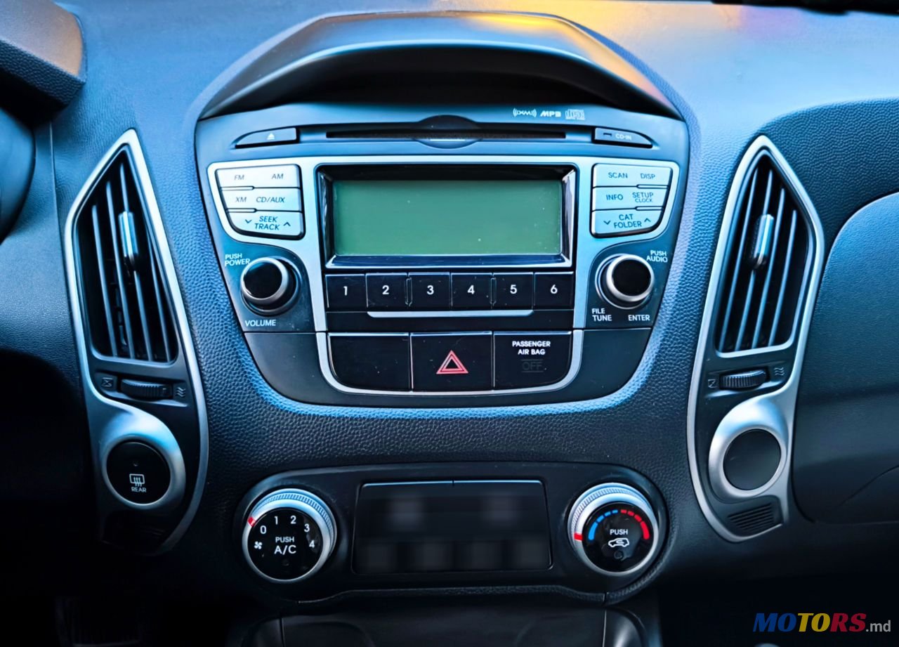 2010' Hyundai ix35 photo #6