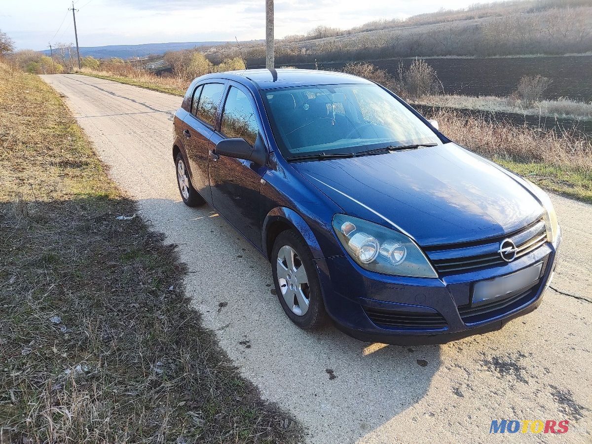 2004' Opel Astra photo #3