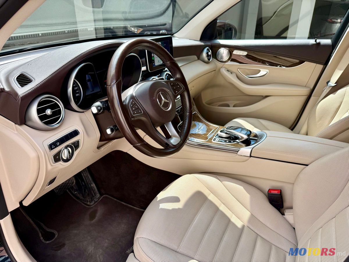 2018' Mercedes-Benz GLC photo #6