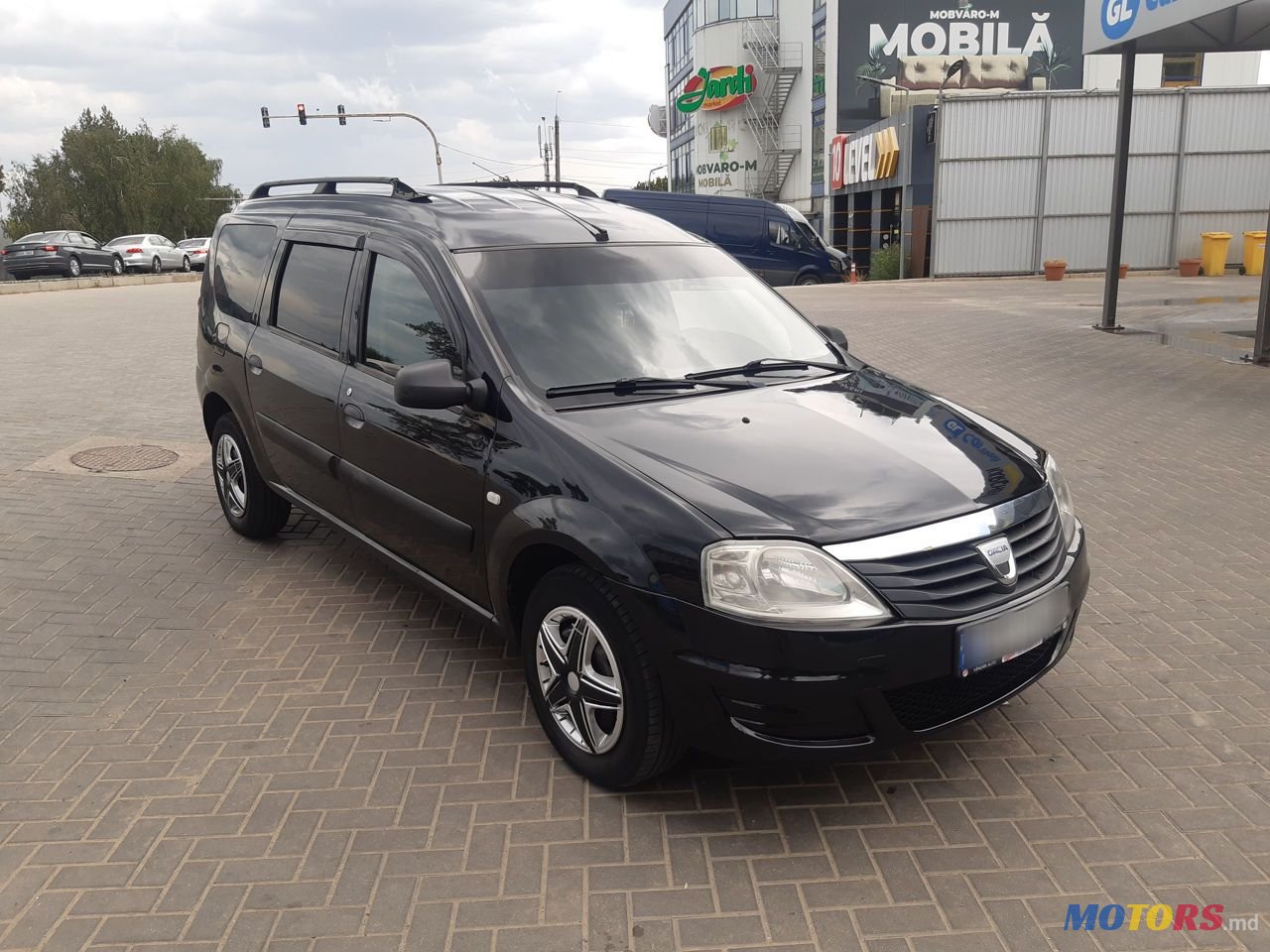 2009' Dacia Logan Mcv photo #1