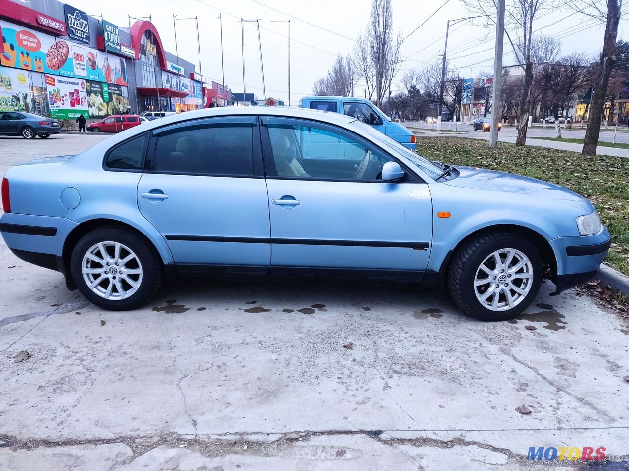 1998' Volkswagen Passat photo #3