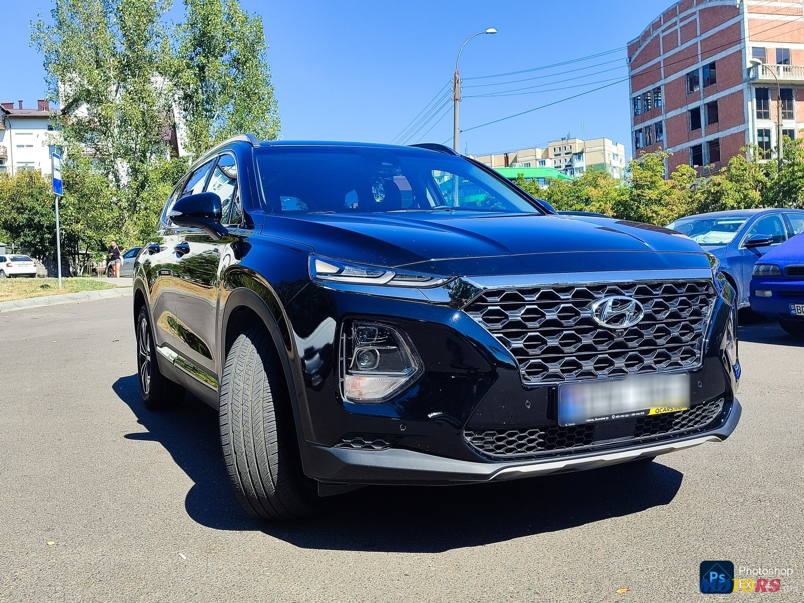 2018' Hyundai Santa Fe photo #2