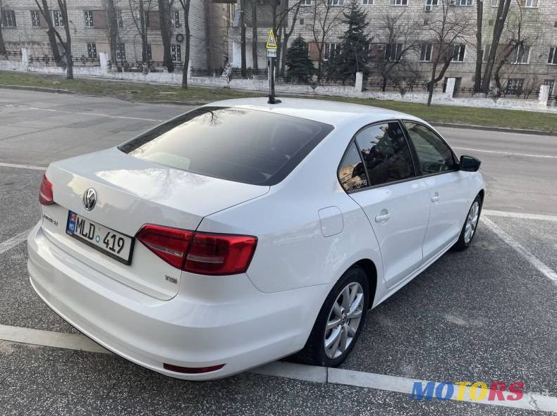 2014' Volkswagen Jetta photo #2