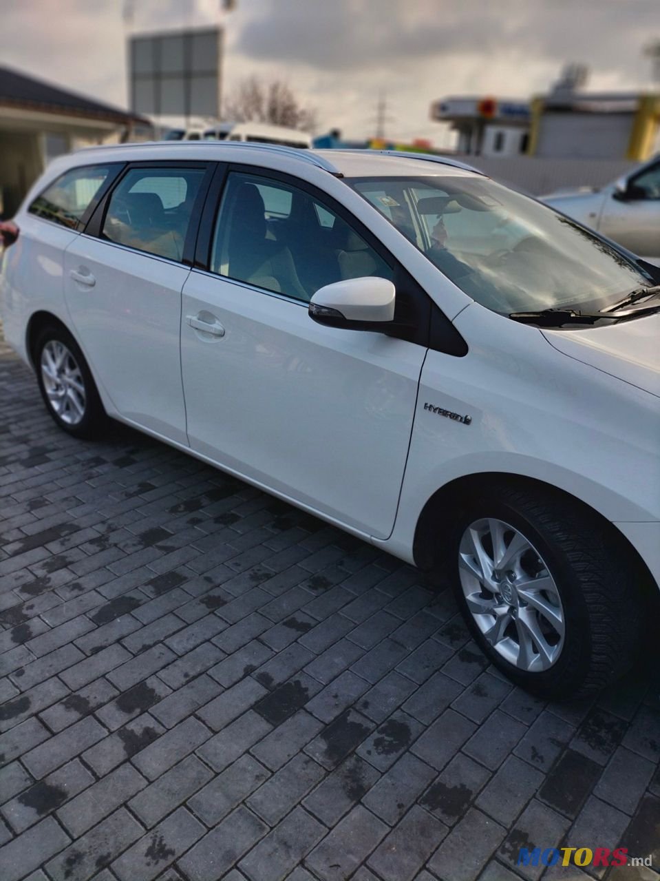 2017' Toyota Auris photo #4