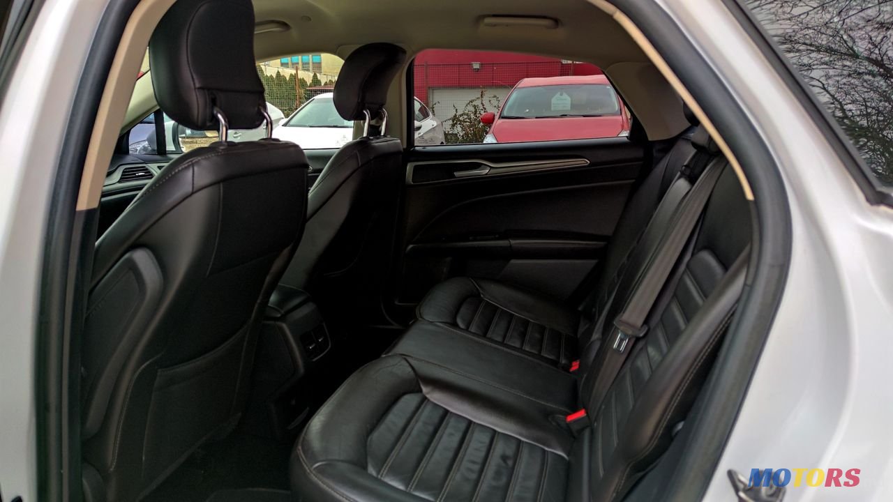 2017' Ford Fusion photo #6