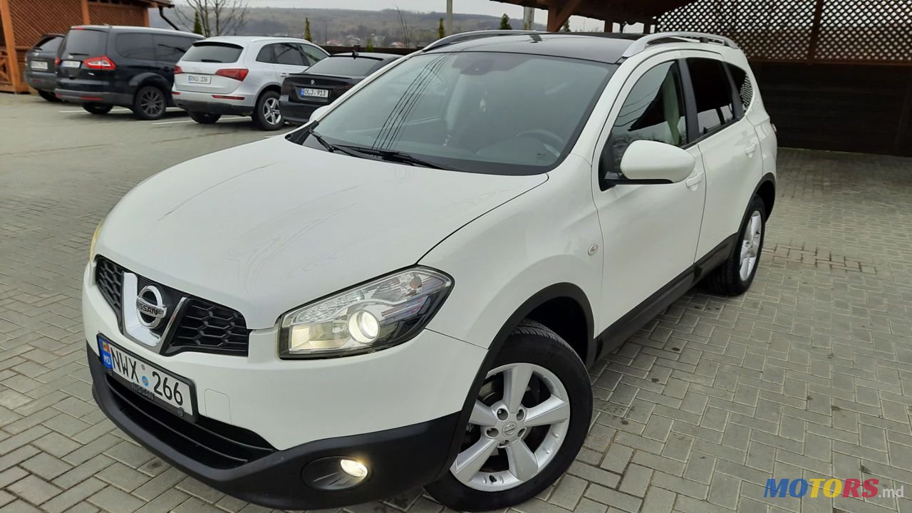 2013' Nissan Qashqai photo #2