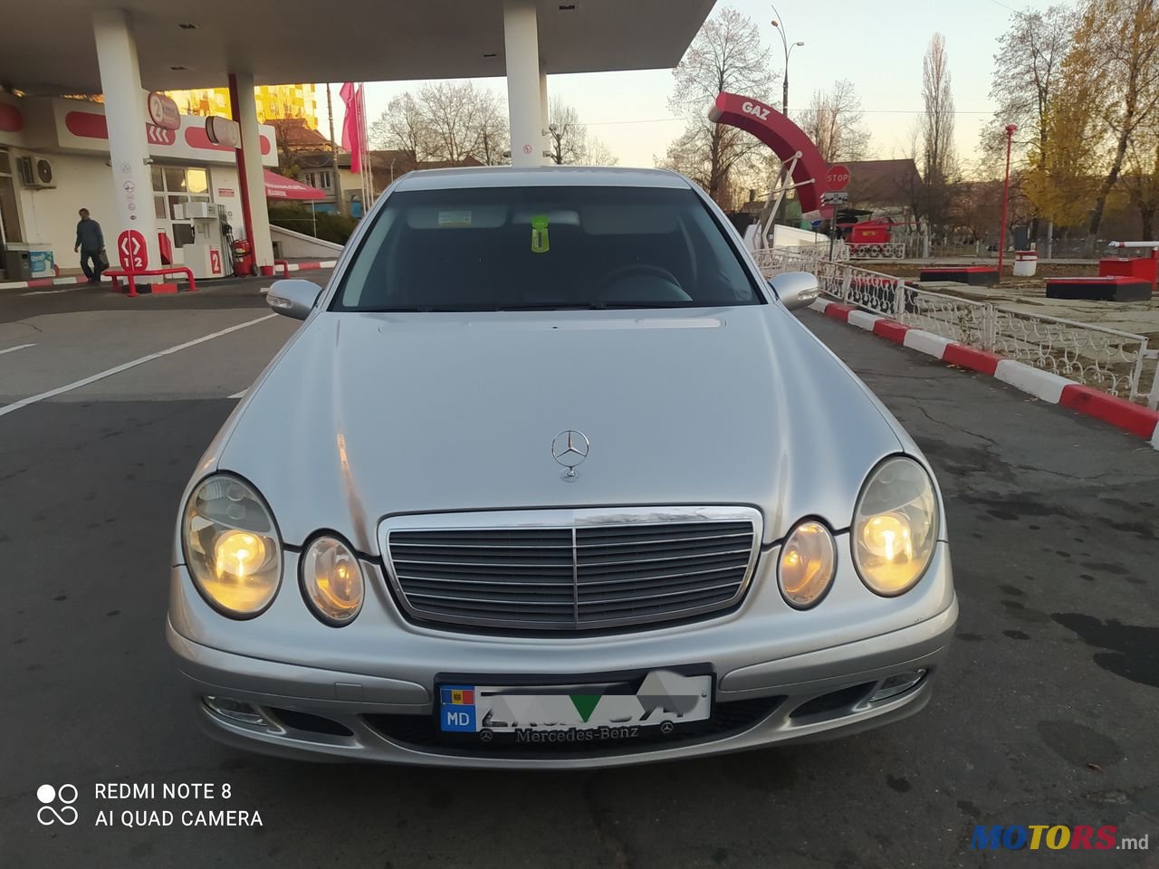 2005' Mercedes-Benz E Класс photo #2