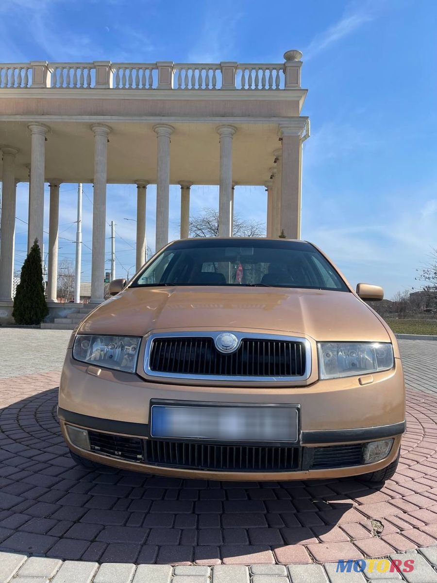 2002' Skoda Fabia photo #1