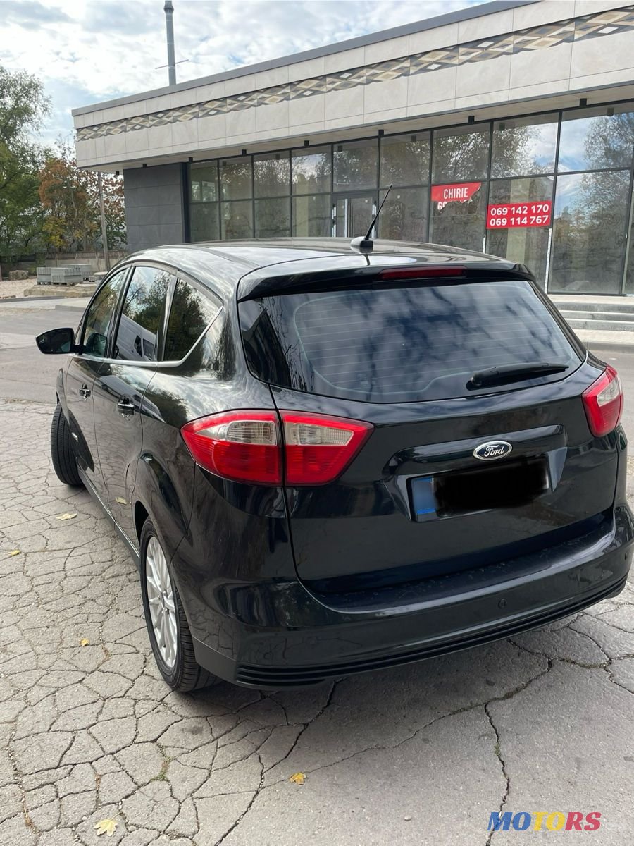 2013' Ford C-MAX photo #2