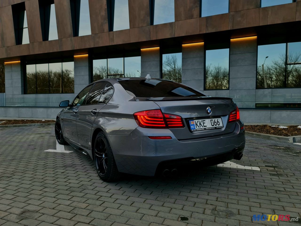 2014' BMW 5 Series photo #6