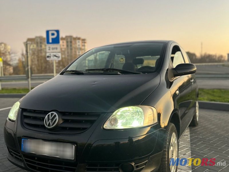 2007' Volkswagen Fox photo #4