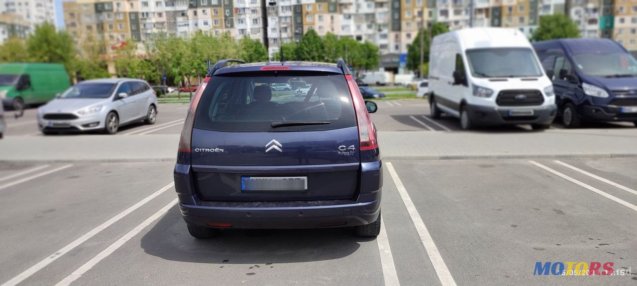 2008' Citroen C4 Picasso photo #4
