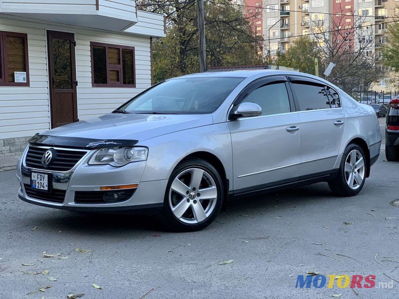 2007' Volkswagen Passat photo #5