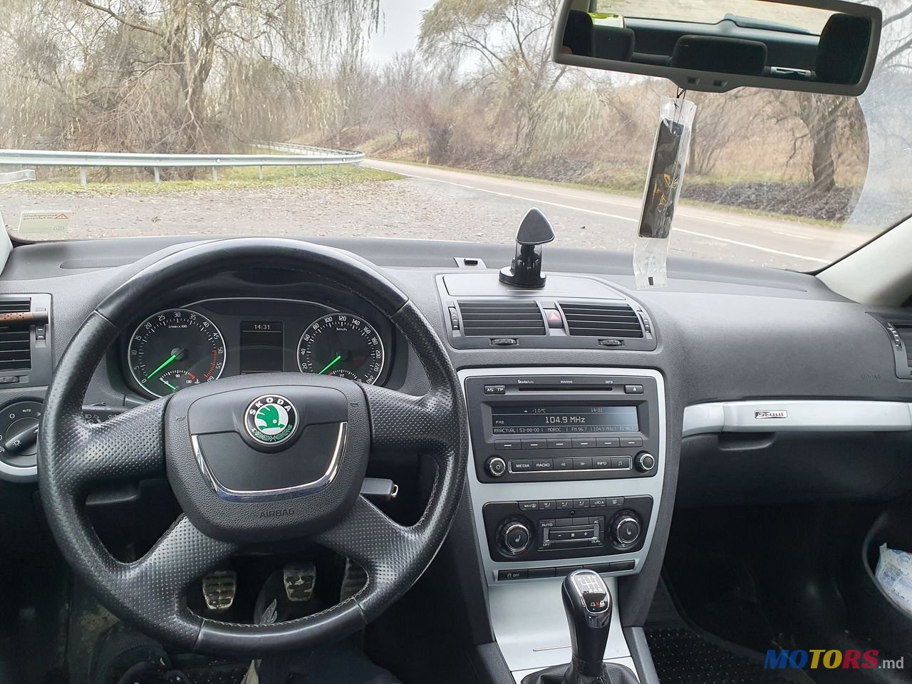 2011' Skoda Octavia photo #1