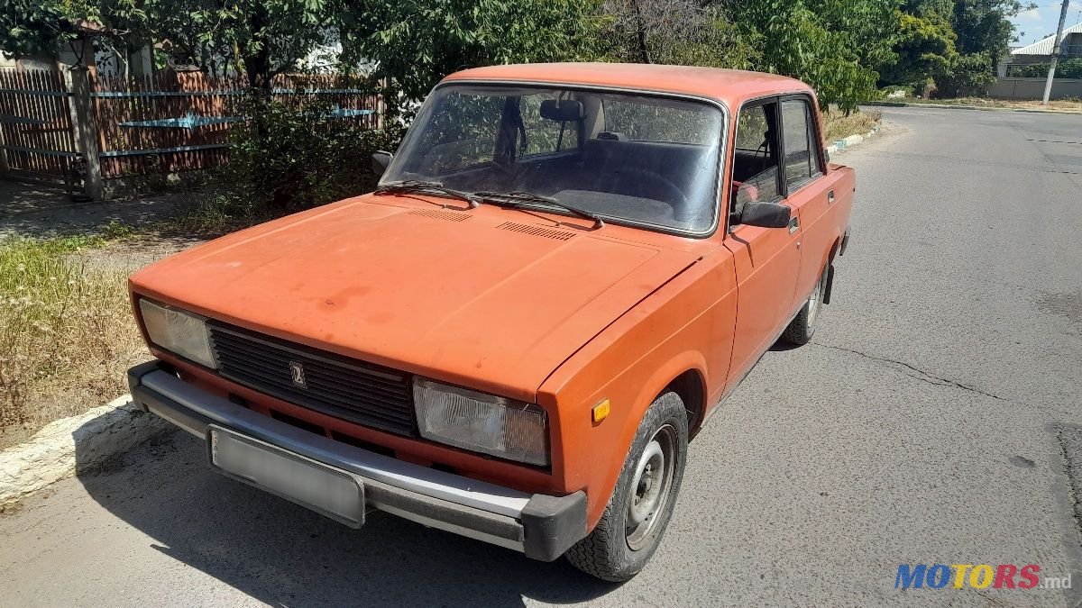 1982' ВАЗ 2105 Lada photo #1