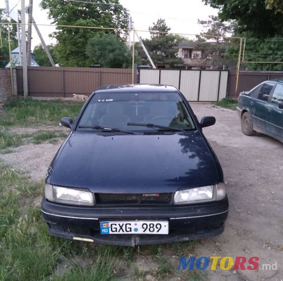 1993' Nissan Primera photo #1