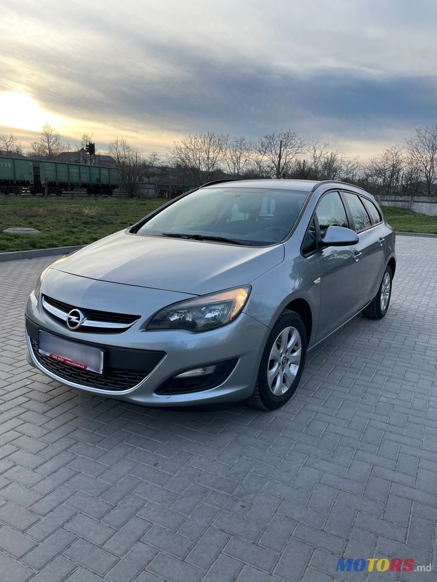 2015' Opel Astra photo #1