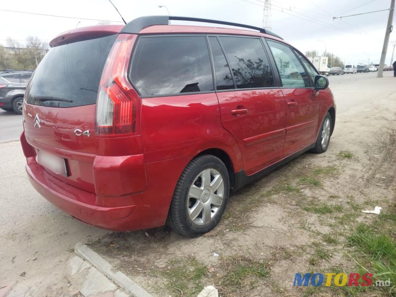 2009' Citroen C4 Picasso photo #3