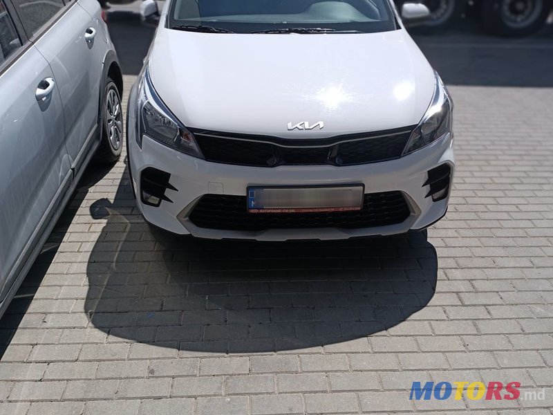 2021' Kia Rio X-Line photo #1
