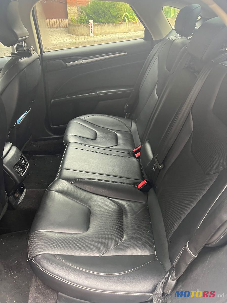 2016' Ford Fusion photo #5