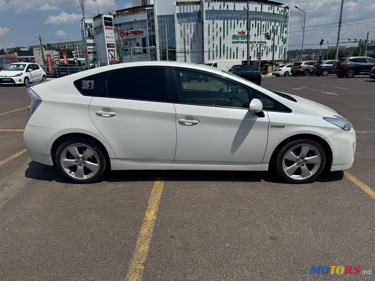 2009' Toyota Prius photo #4