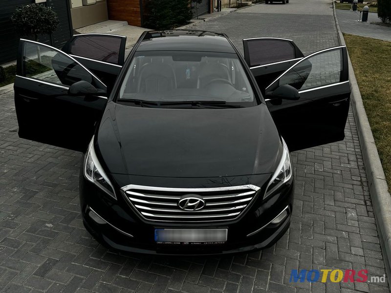 2016' Hyundai Sonata photo #3