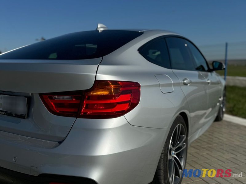 2015' BMW 3 Series Gran Turismo photo #4