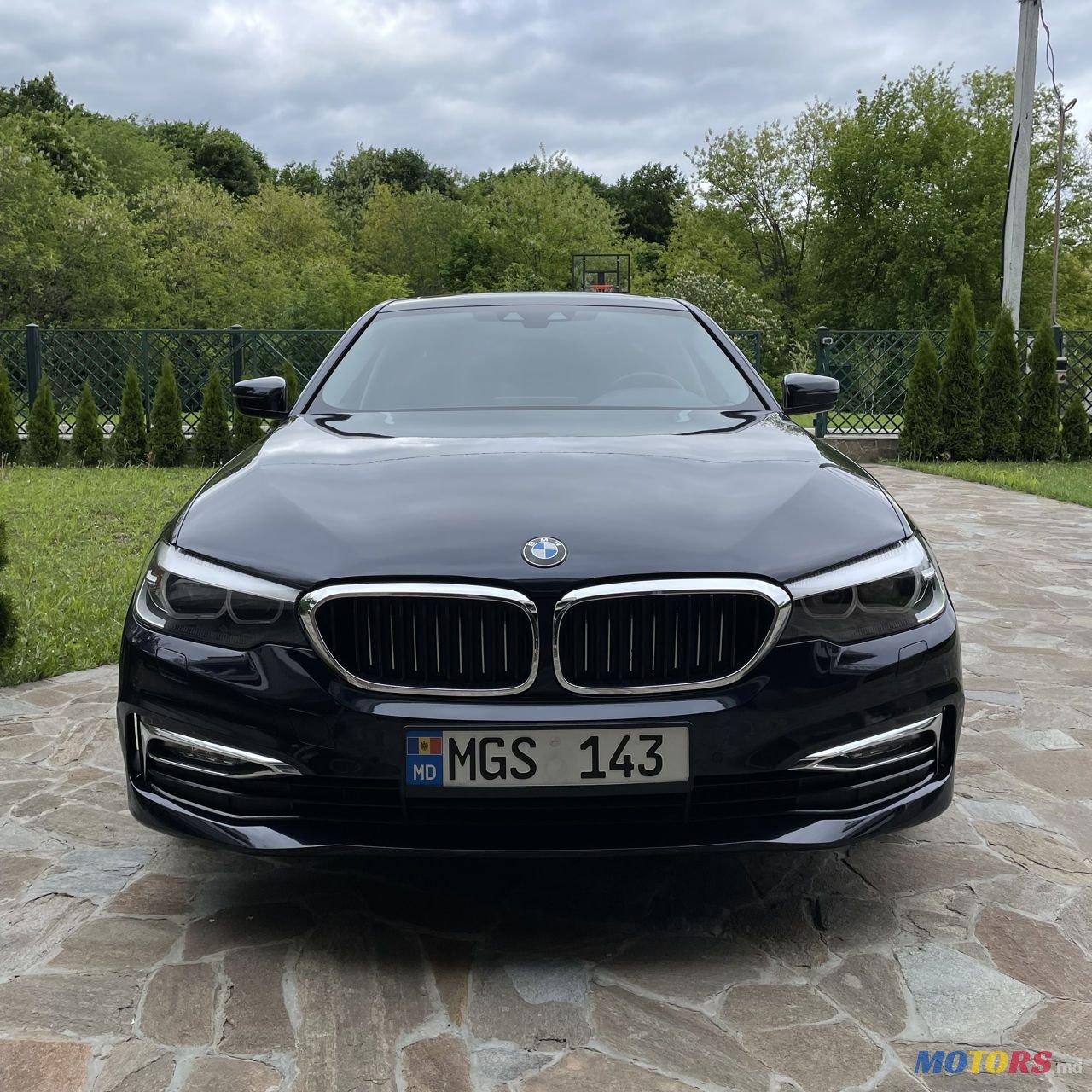 2017' BMW 5 Series photo #1