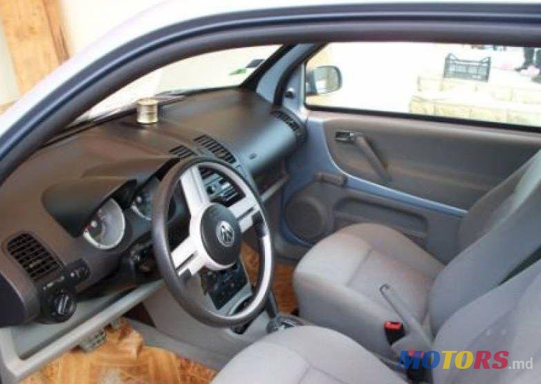2001' Volkswagen Lupo photo #1