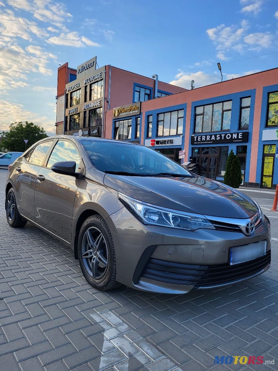 2017' Toyota Corolla photo #2