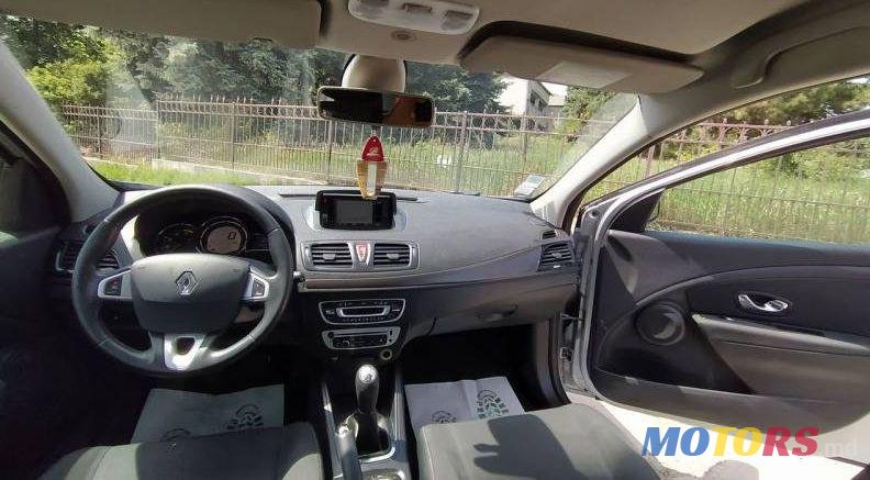 2012' Renault Megane photo #3