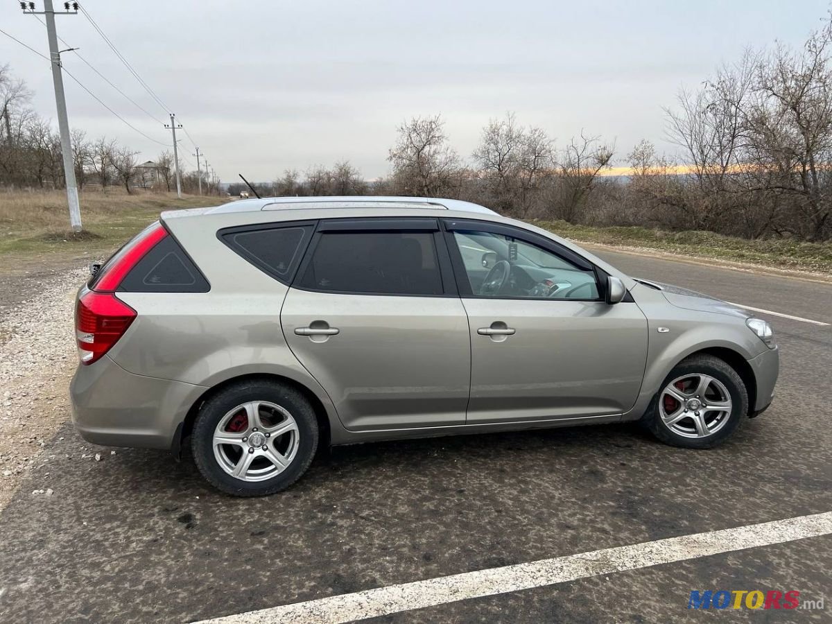 2011' Kia Ceed Sw photo #6
