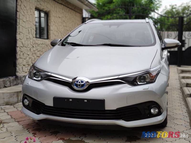 2016' Toyota Auris photo #1