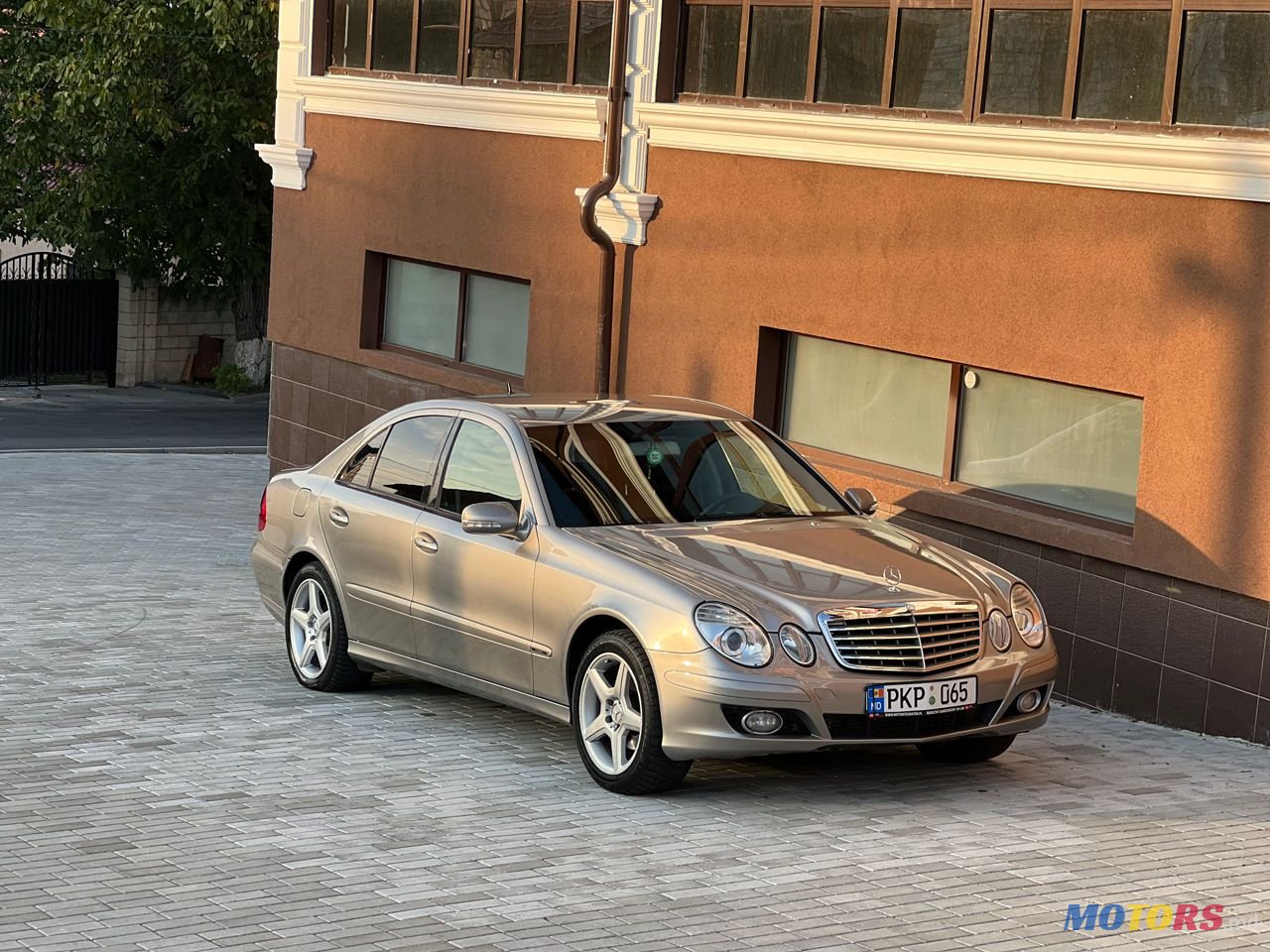 2006' Mercedes-Benz E Класс photo #5