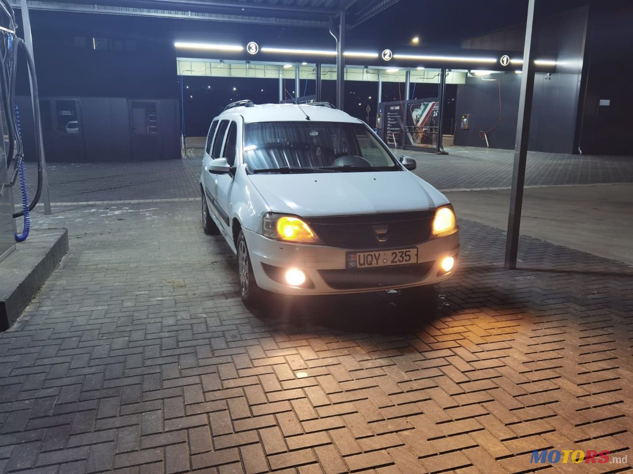 2009' Dacia Logan Mcv photo #5