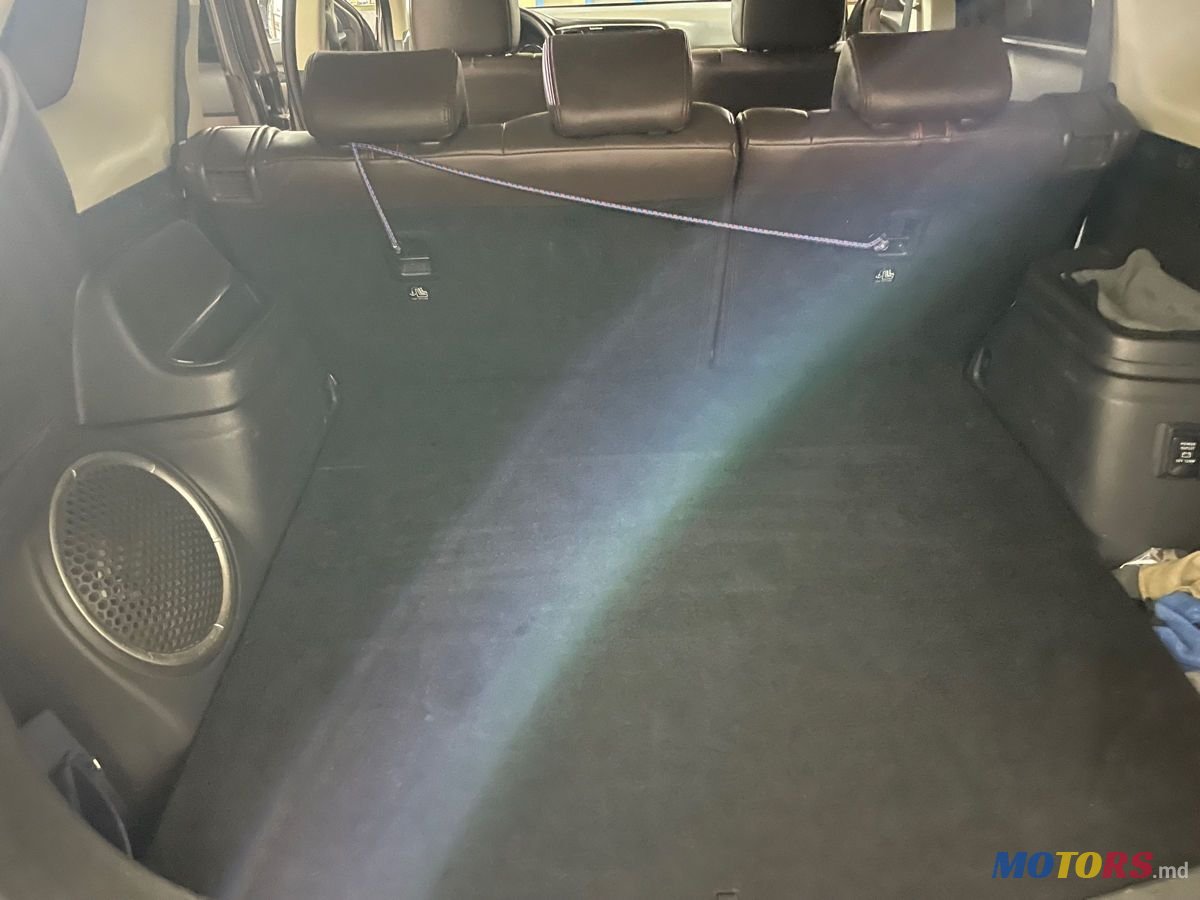 2016' Mitsubishi Outlander photo #5