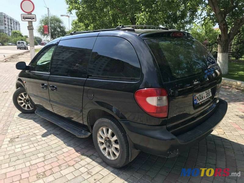 2004' Chrysler Voyager photo #6