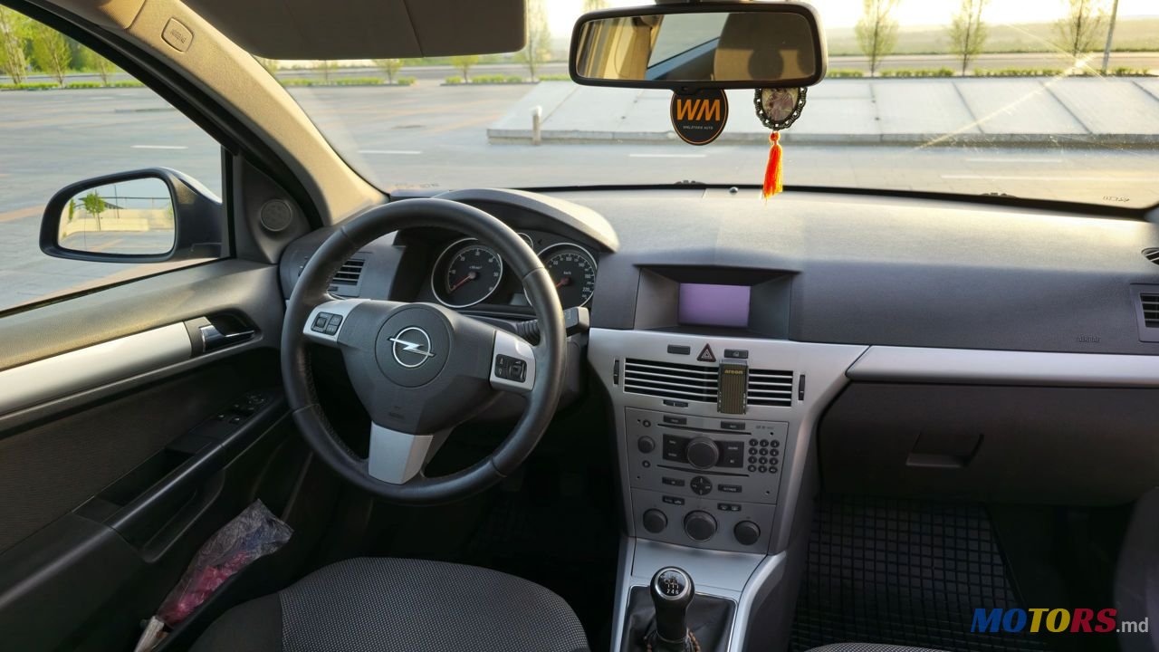 2009' Opel Astra photo #6