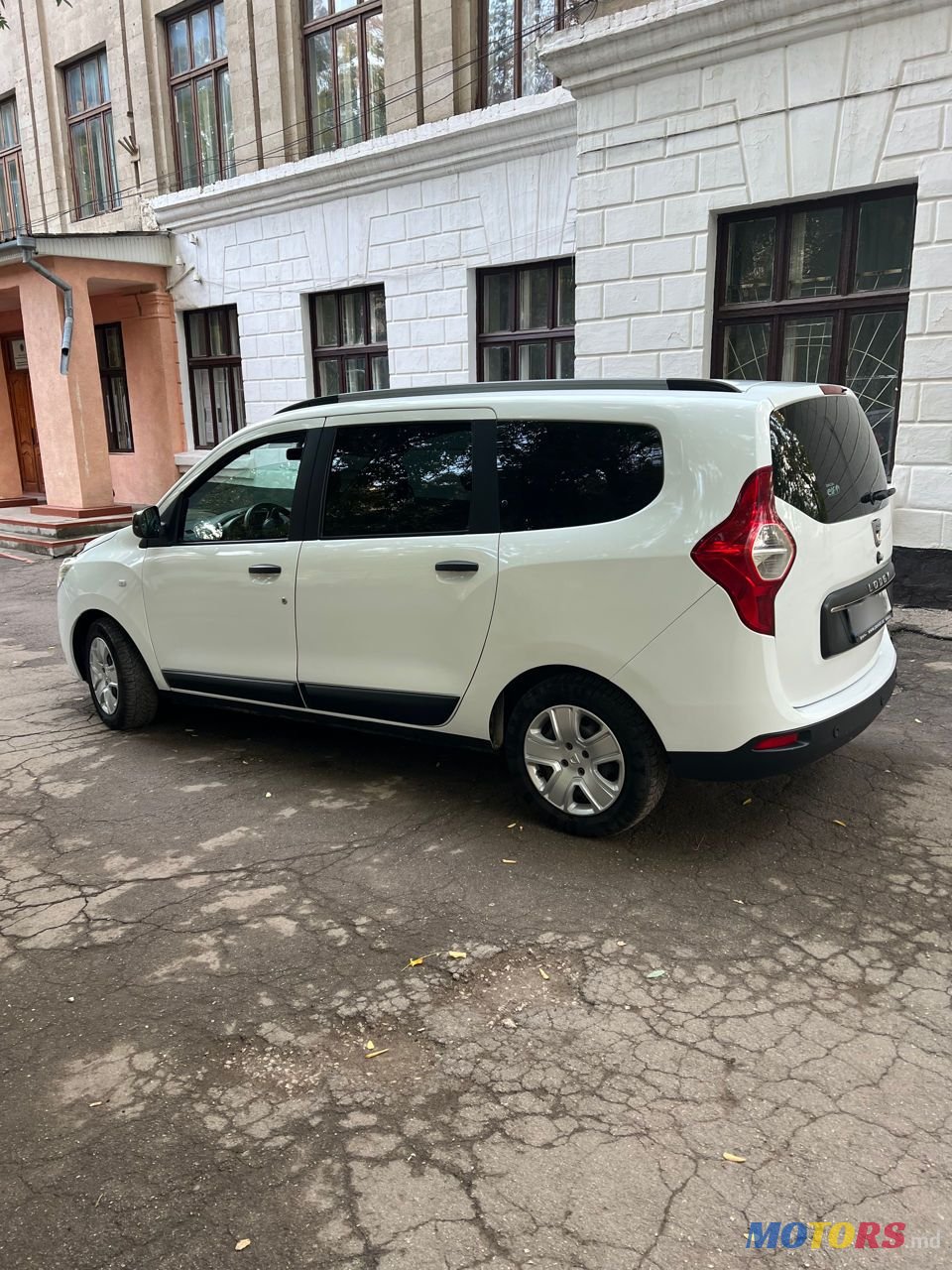 2020' Dacia Lodgy photo #4