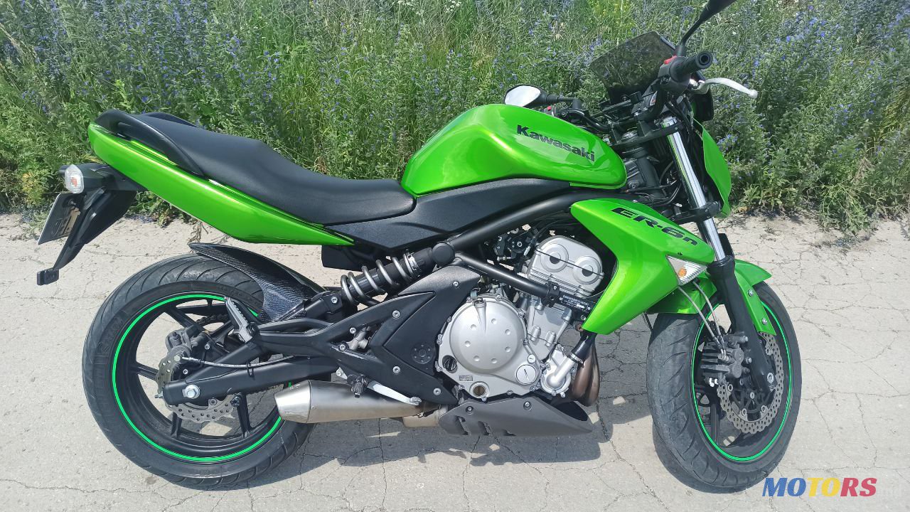 2009' Kawasaki ER-6N photo #1